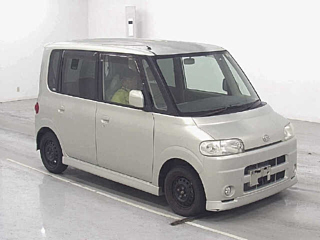 DAIHATSU TANTO 2006