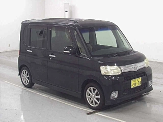 DAIHATSU TANTO 2013