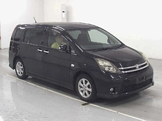 TOYOTA ISIS 2010