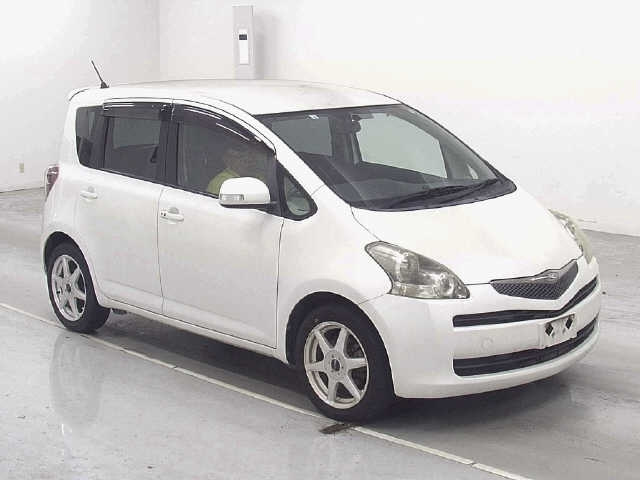 TOYOTA RACTIS 2010