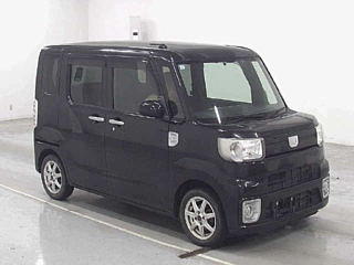 DAIHATSU WAKE 2017