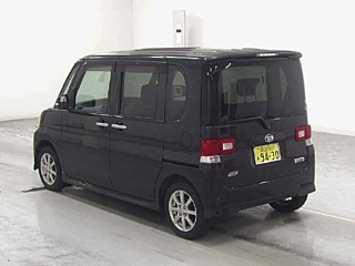 DAIHATSU TANTO 2013