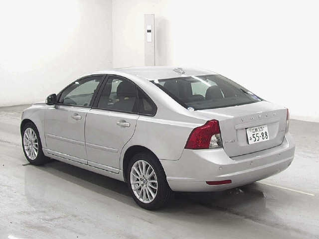 VOLVO S40 2012