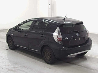 TOYOTA AQUA 2013