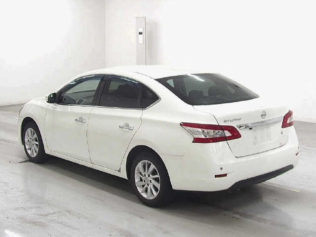 NISSAN SYLPHY 2013