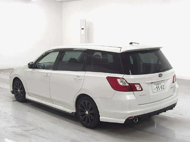 SUBARU EXIGA 2012