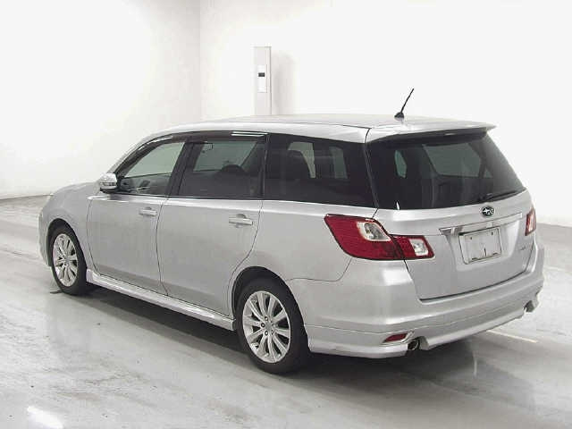 SUBARU EXIGA 2009