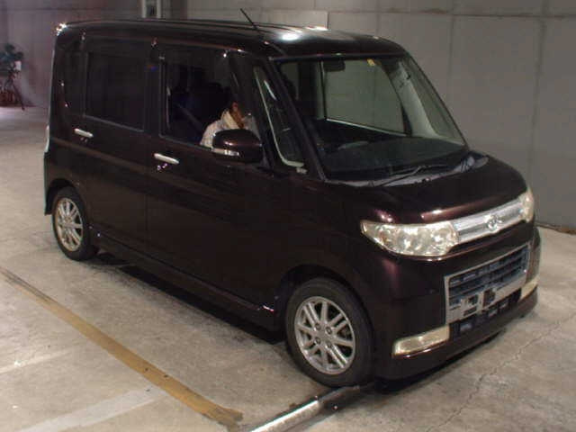 DAIHATSU TANTO 2008