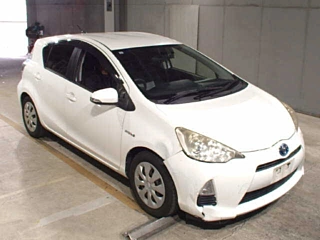 TOYOTA AQUA 2013