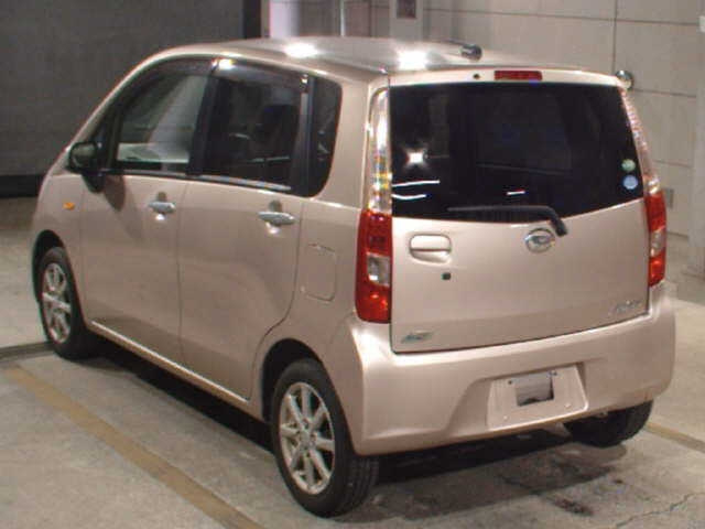 DAIHATSU MOVE 2013