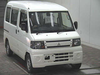 MITSUBISHI MINICAB VAN 2010