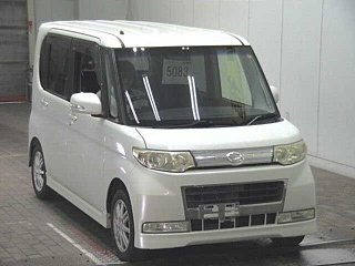DAIHATSU TANTO 2010