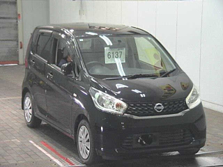 NISSAN DAYZ 2013
