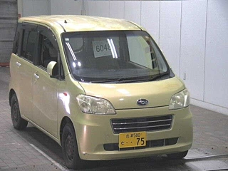 SUBARU LUCRA 2010