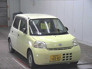 DAIHATSU ESSE 2011