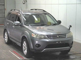 MITSUBISHI OUTLANDER 2011