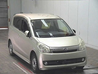 DAIHATSU MIRA 2010