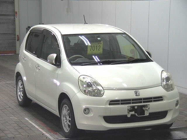 TOYOTA PASSO 2010