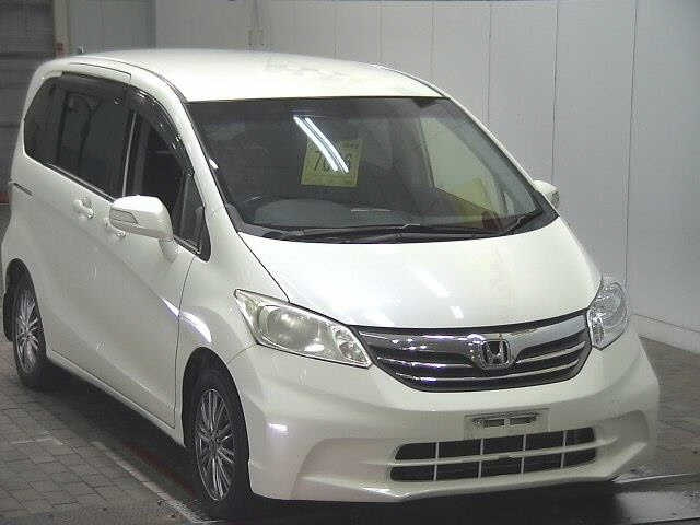 HONDA FREED 2012