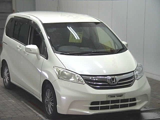 HONDA FREED 2012