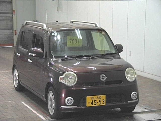 DAIHATSU MIRA 2010