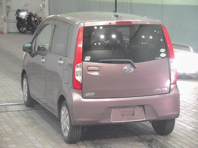 DAIHATSU MOVE 2013
