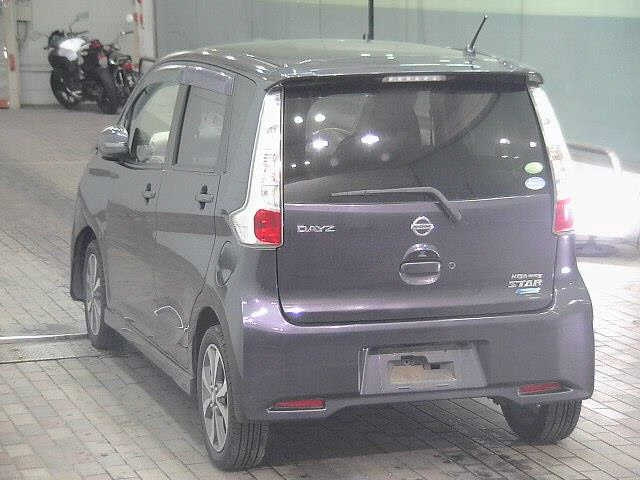 NISSAN DAYZ 2013