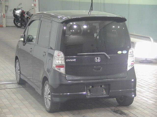 HONDA LIFE 2011