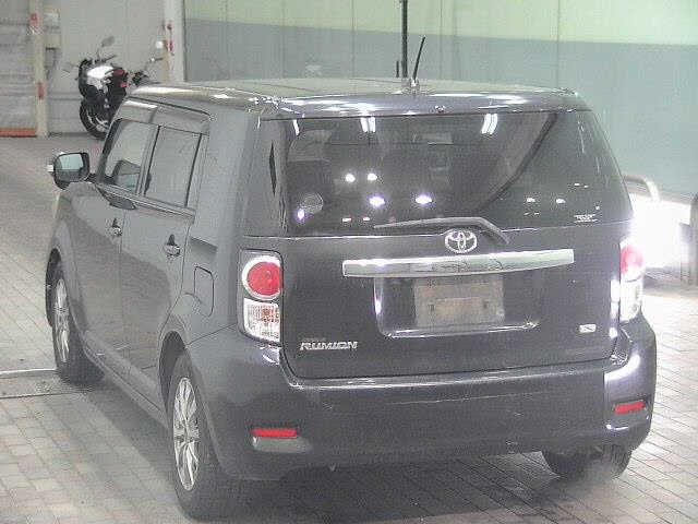 TOYOTA COROLLA RUMION 2010