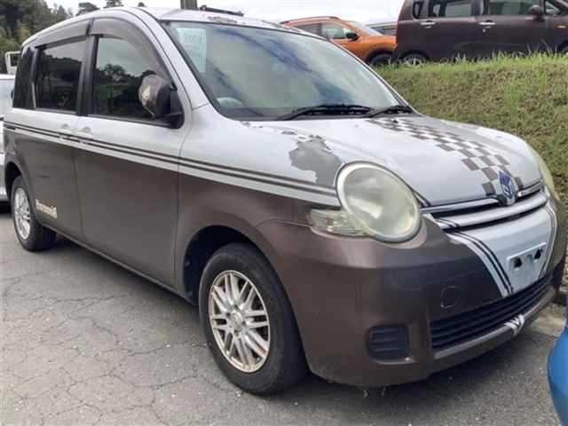 TOYOTA SIENTA 2008