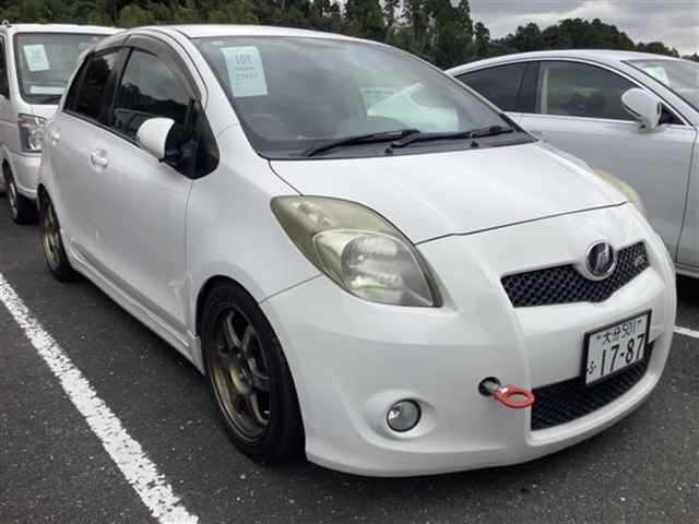 TOYOTA VITZ 2008