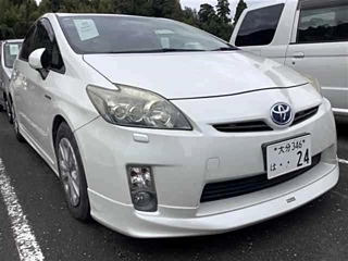 TOYOTA PRIUS 2011