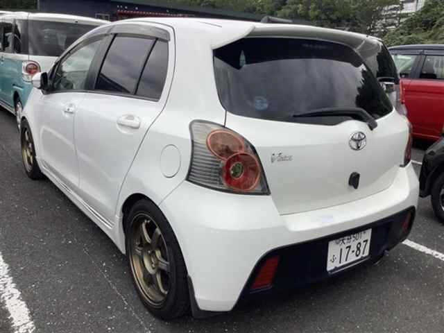 TOYOTA VITZ 2008