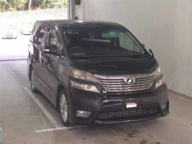 TOYOTA VELLFIRE 2010