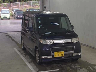 DAIHATSU TANTO 2008