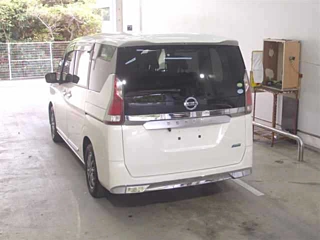 NISSAN SERENA 2017