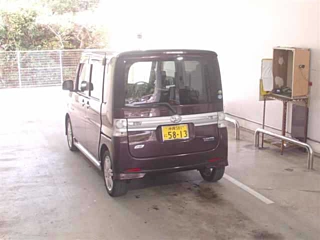 DAIHATSU TANTO 2013