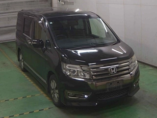 HONDA STEP WAGON 2014
