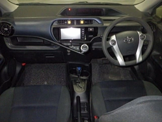 TOYOTA AQUA 2015