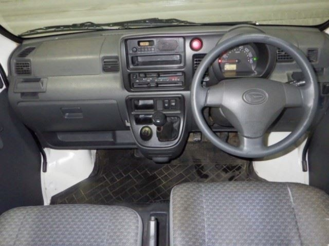 DAIHATSU HIJET VAN 2015
