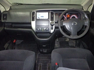 NISSAN SERENA 2008
