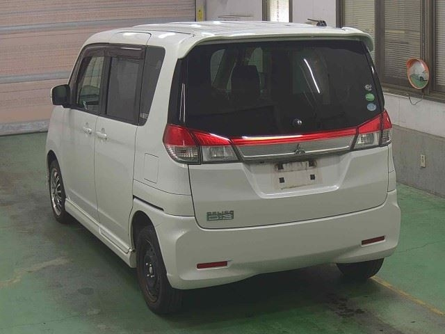 MITSUBISHI DELICA D2 2014