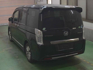 HONDA STEP WAGON 2014