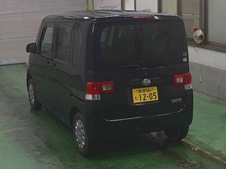 DAIHATSU TANTO 2008