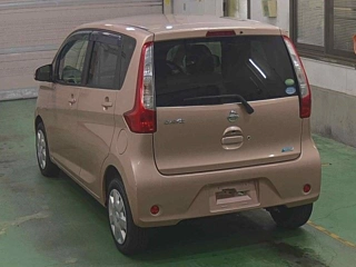 NISSAN DAYZ 2013