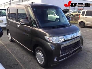 DAIHATSU TANTO 2013