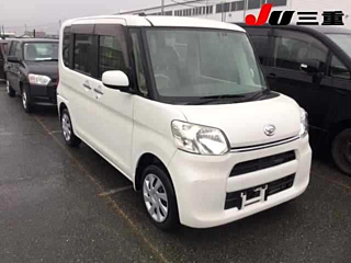 DAIHATSU TANTO 2015