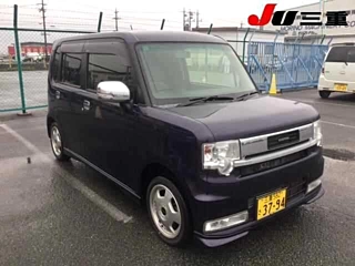 TOYOTA PIXIS SPACE 2015