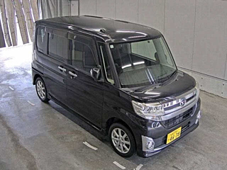 DAIHATSU TANTO 2015