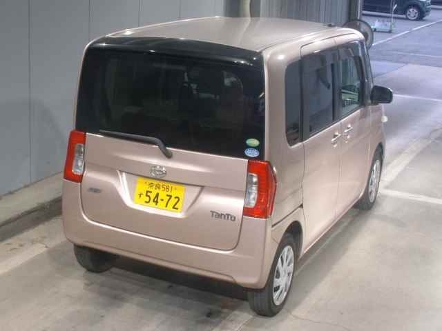 DAIHATSU TANTO 2013